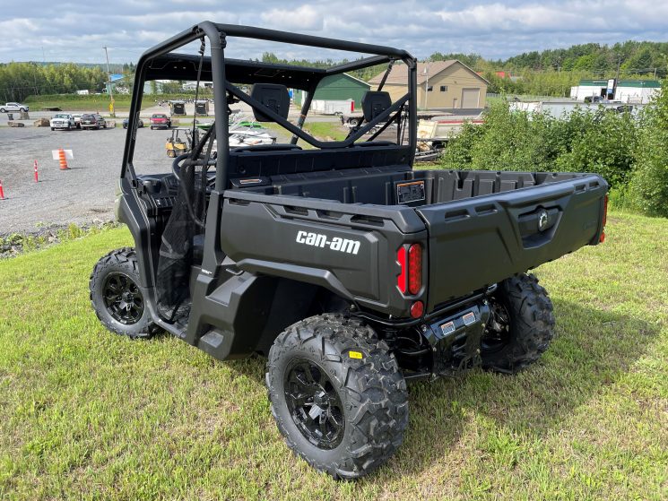 Can Am  Defender HD7 2023