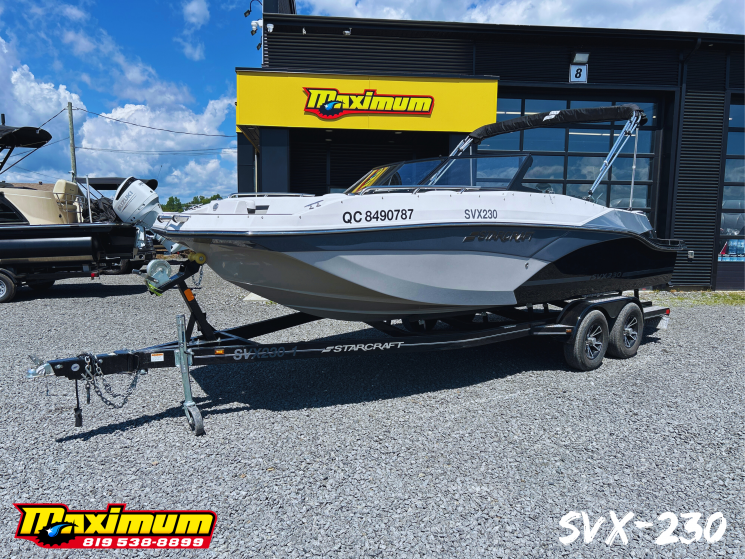 LOCATION BATEAU SVX 230 IO